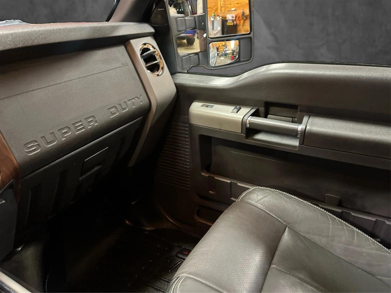 2016 Ford F-350 Super Duty Lariat - Photo 21