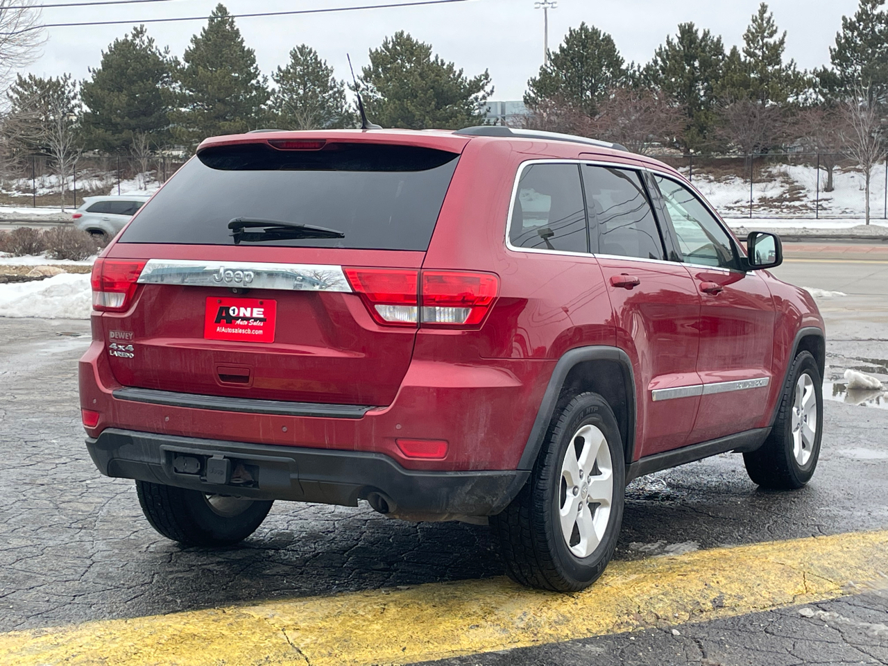 Jeep Grand Cherokee Laredo 4WD 2011