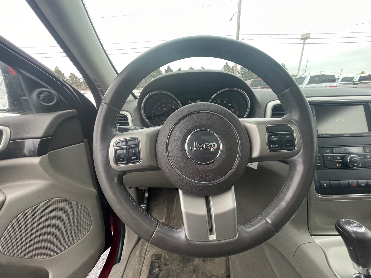 Jeep Grand Cherokee Laredo 4WD 2011