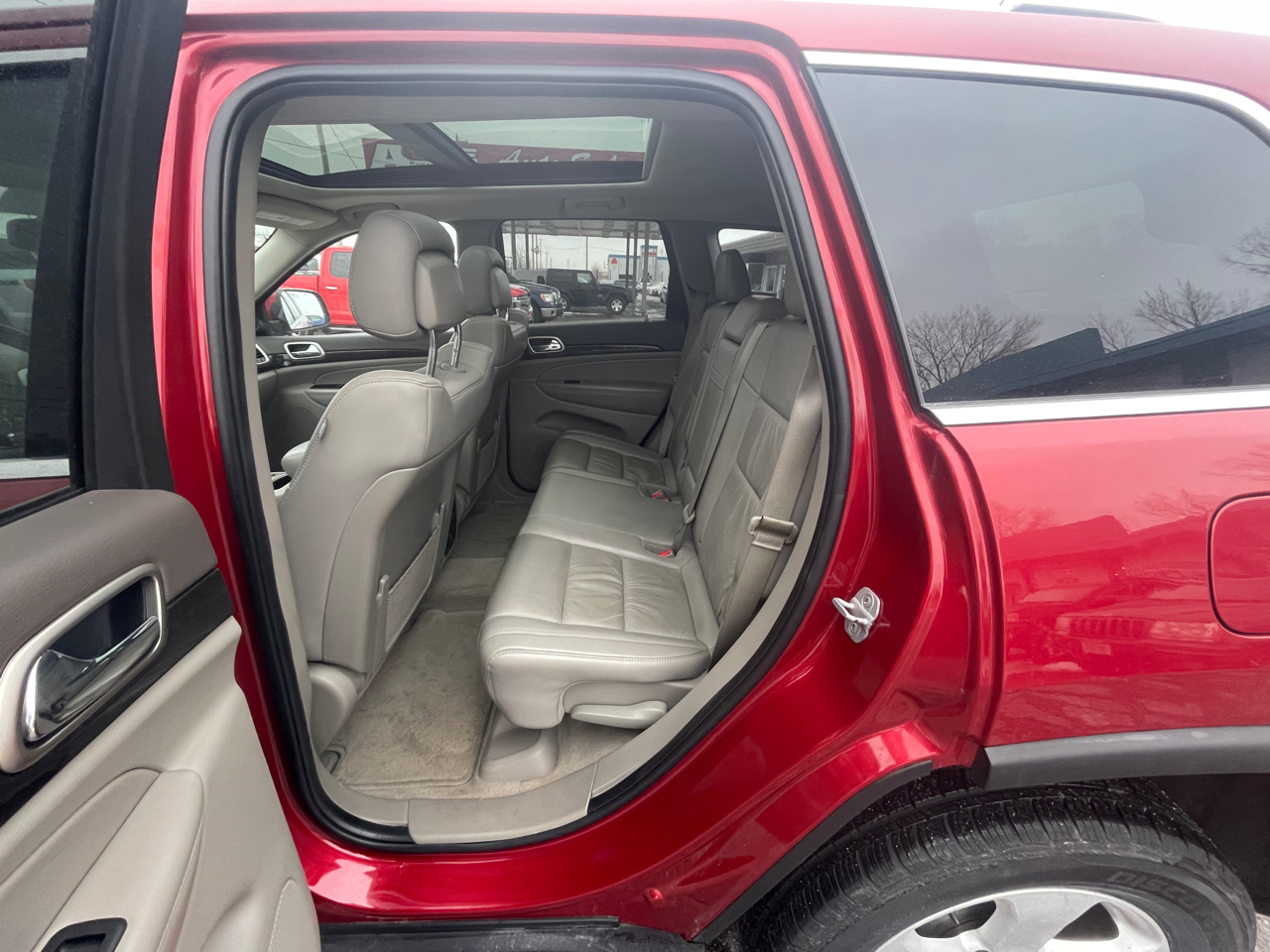 Jeep Grand Cherokee Laredo 4WD 2011