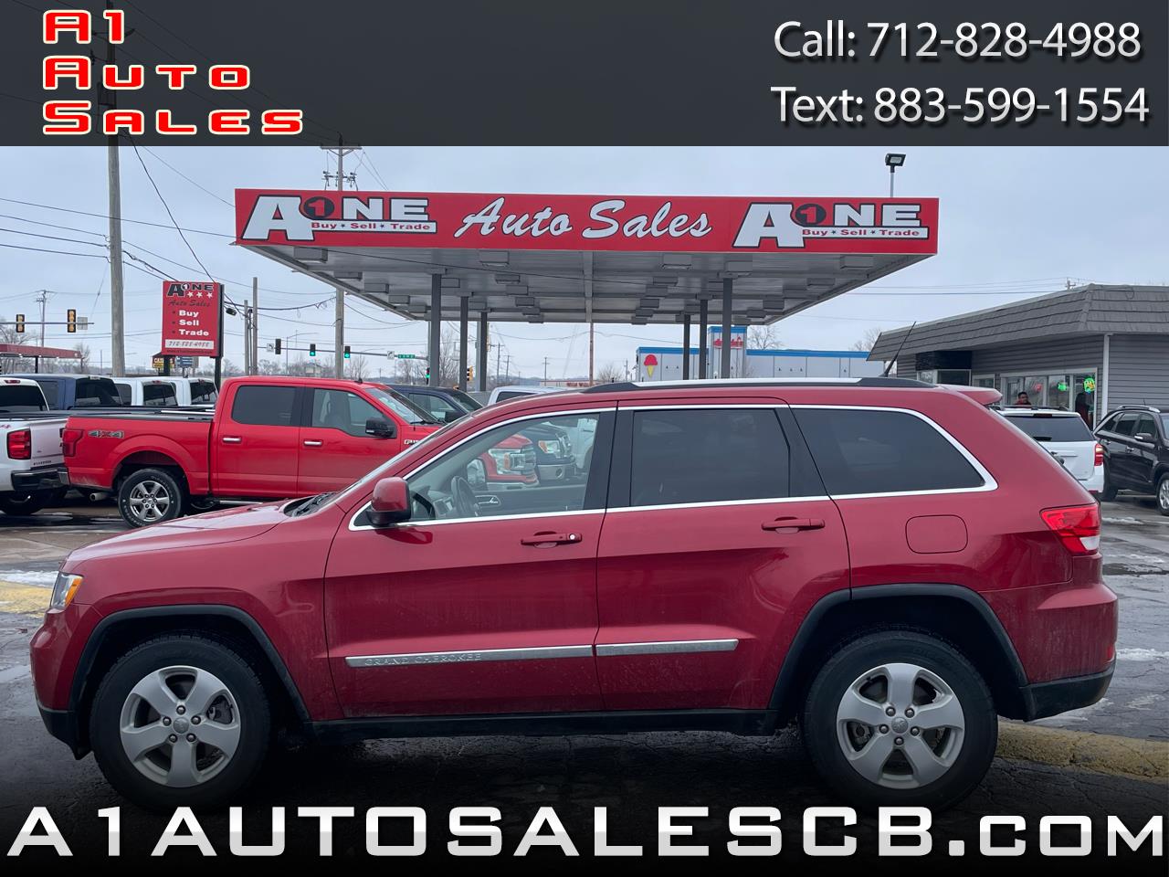 Jeep Grand Cherokee Laredo 4WD 2011