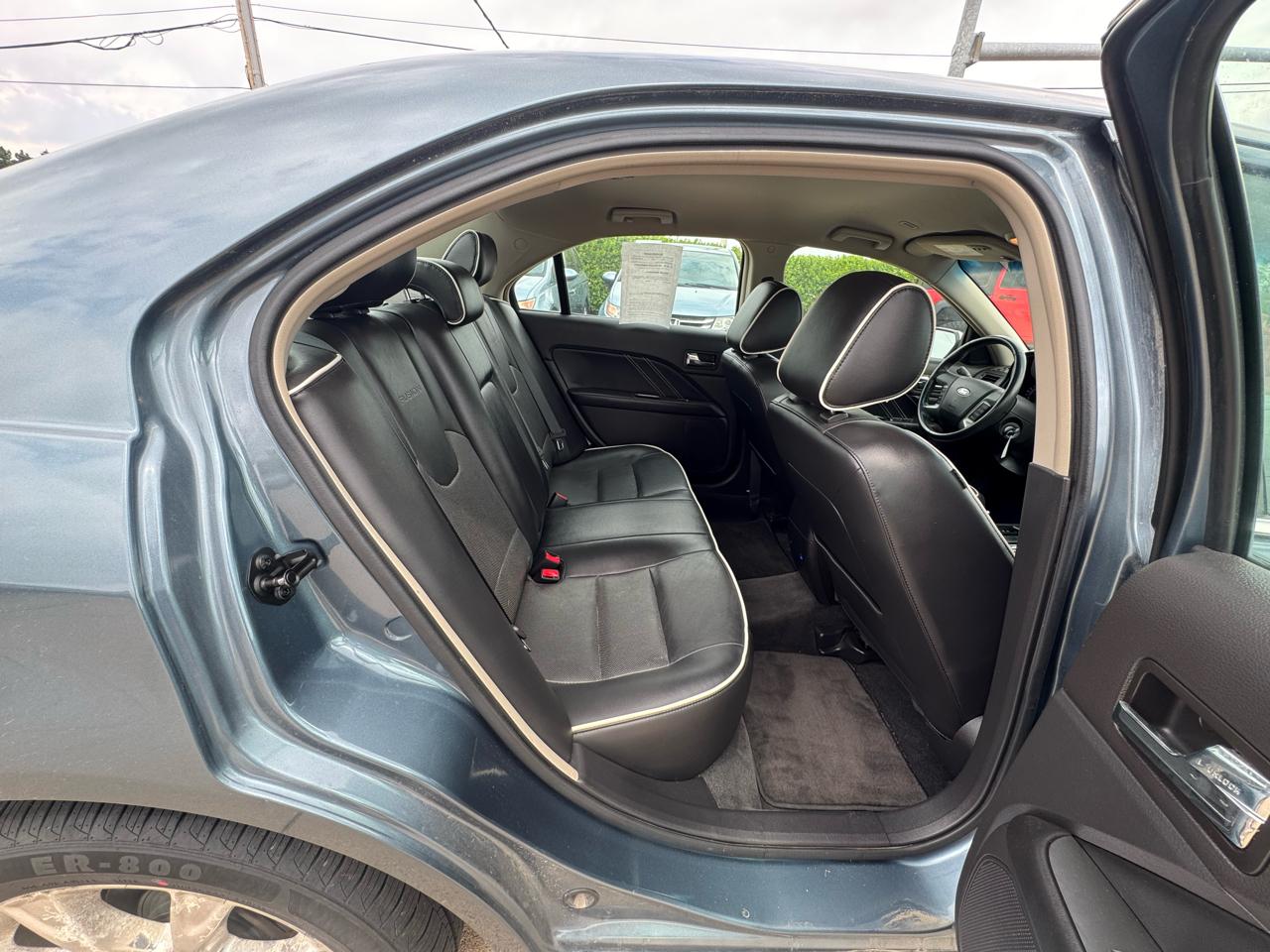 Ford Fusion SEL 2011