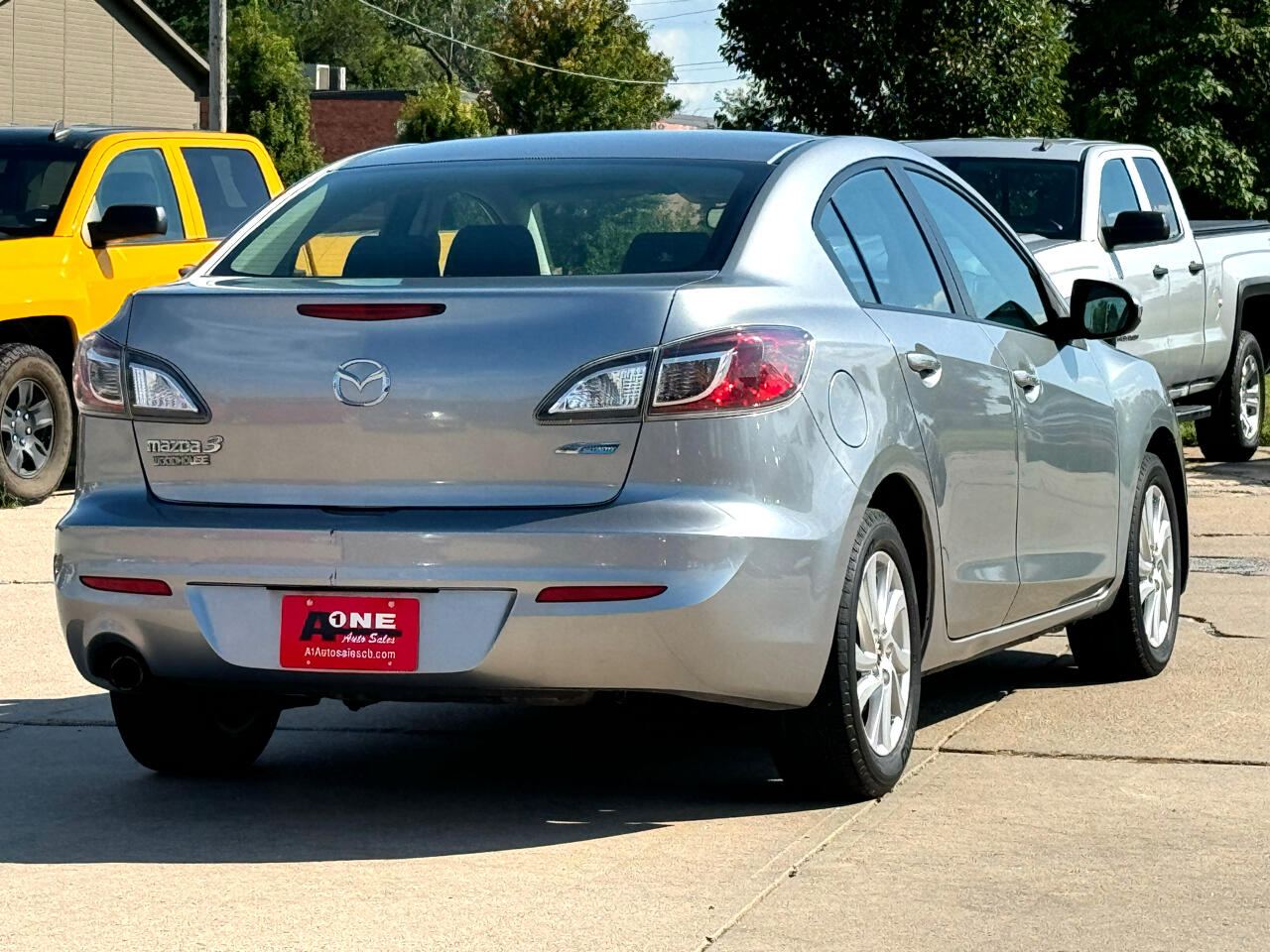 Mazda MAZDA3 i Touring 2013 Mazda MAZDA3 i Touring 2013