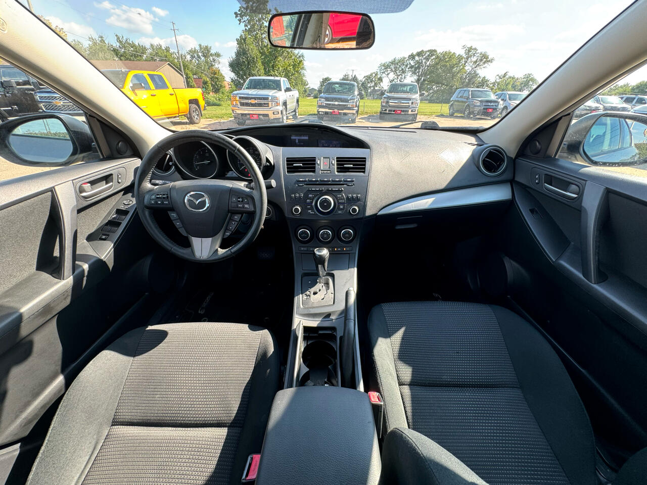 Mazda MAZDA3 i Touring 2013 Mazda MAZDA3 i Touring 2013