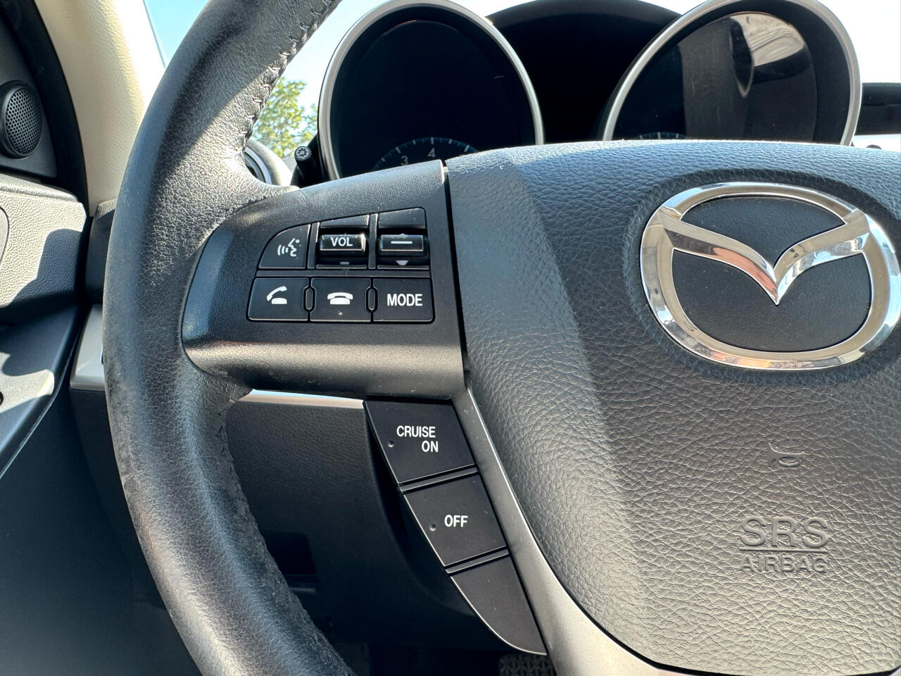 Mazda MAZDA3 i Touring 2013 Mazda MAZDA3 i Touring 2013