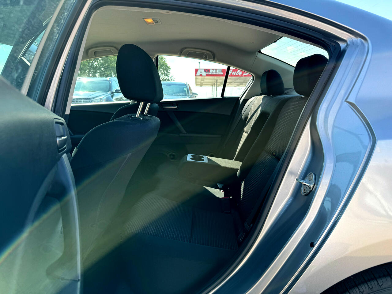 Mazda MAZDA3 i Touring 2013 Mazda MAZDA3 i Touring 2013