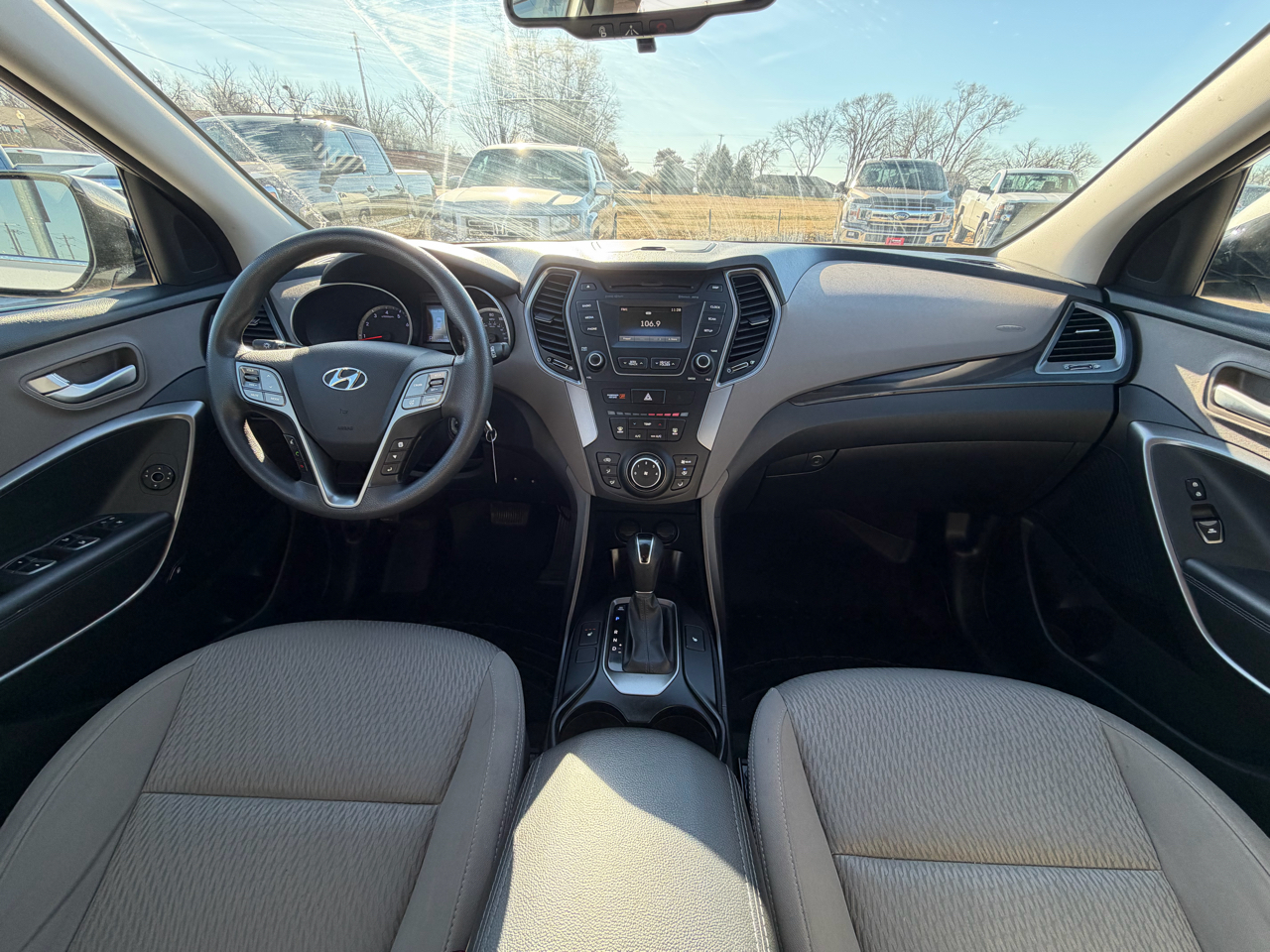 Hyundai Santa Fe AWD 4dr SE 2016