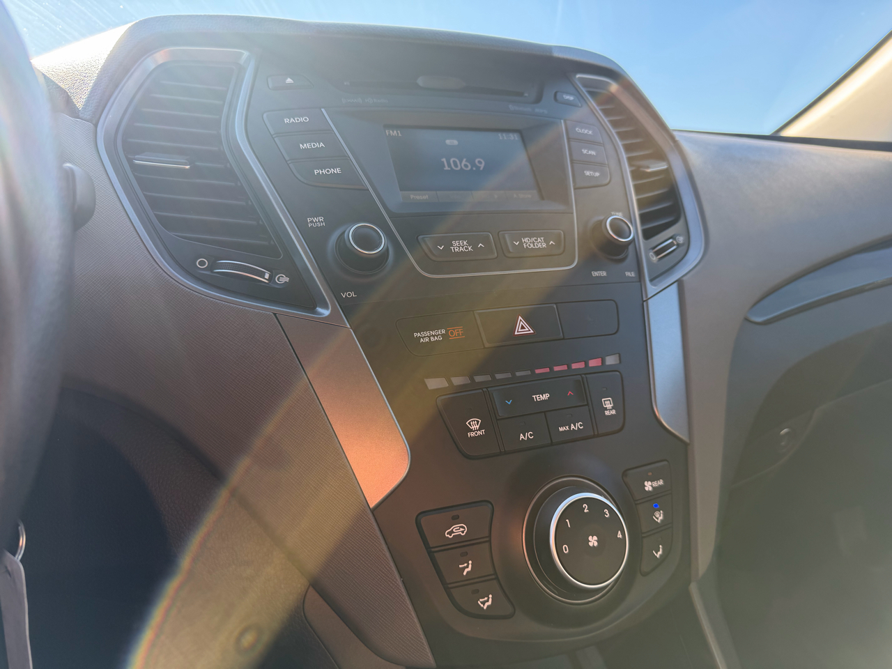 Hyundai Santa Fe AWD 4dr SE 2016