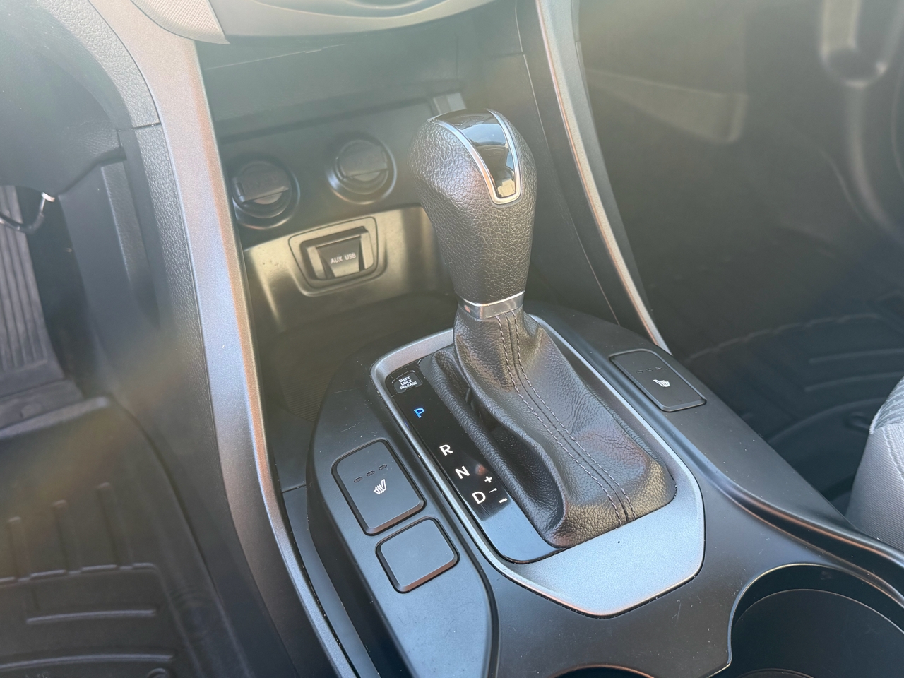 Hyundai Santa Fe AWD 4dr SE 2016