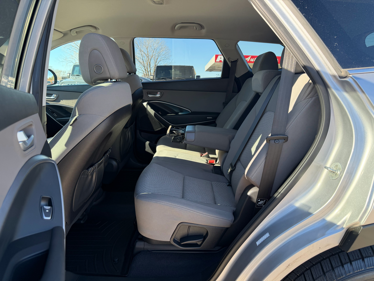 Hyundai Santa Fe AWD 4dr SE 2016