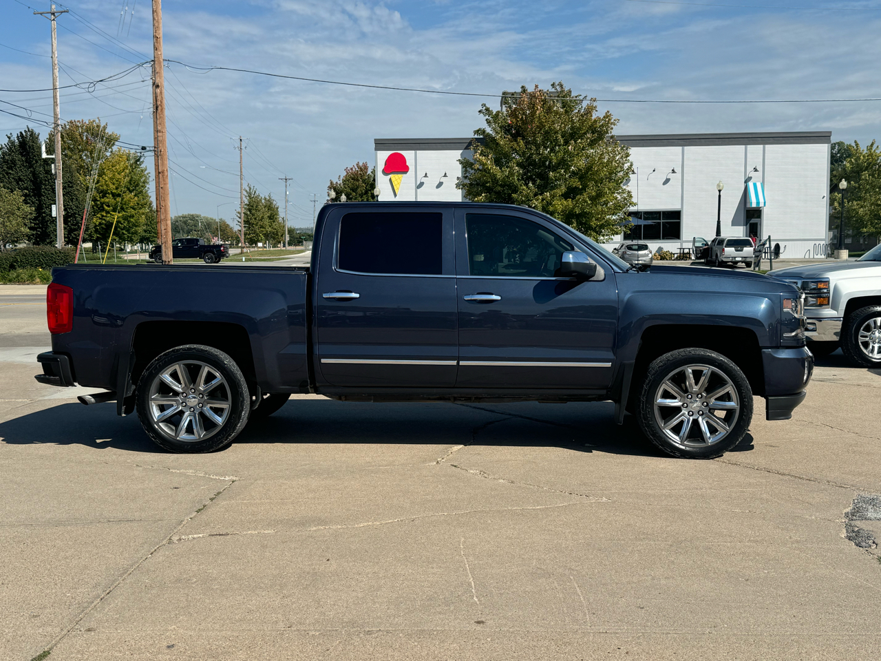 Chevrolet Silverado 1500 LTZ Z71 Crew Cab 4WD 2018 Chevrolet Silverado 1500 LTZ Z71 Crew Cab 4WD 2018