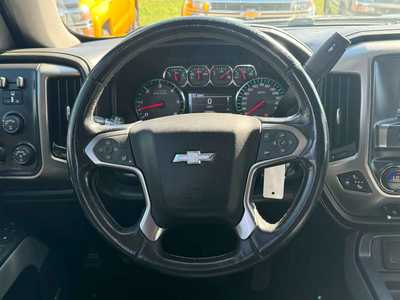 Chevrolet Silverado 1500 LTZ Z71 Crew Cab 4WD 2018 Chevrolet Silverado 1500 LTZ Z71 Crew Cab 4WD 2018