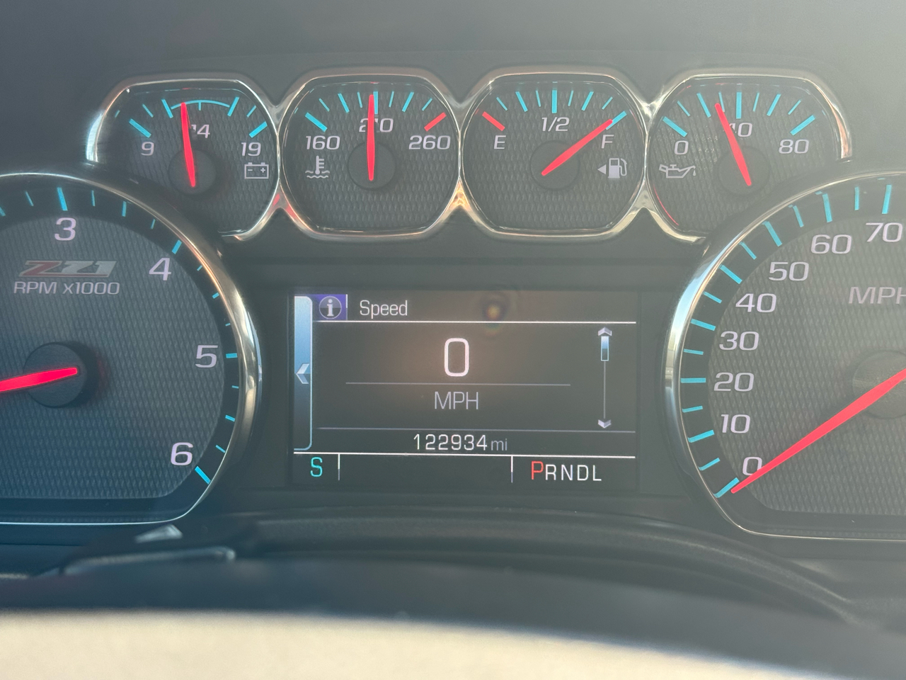 Chevrolet Silverado 1500 LTZ Z71 Crew Cab 4WD 2018 Chevrolet Silverado 1500 LTZ Z71 Crew Cab 4WD 2018