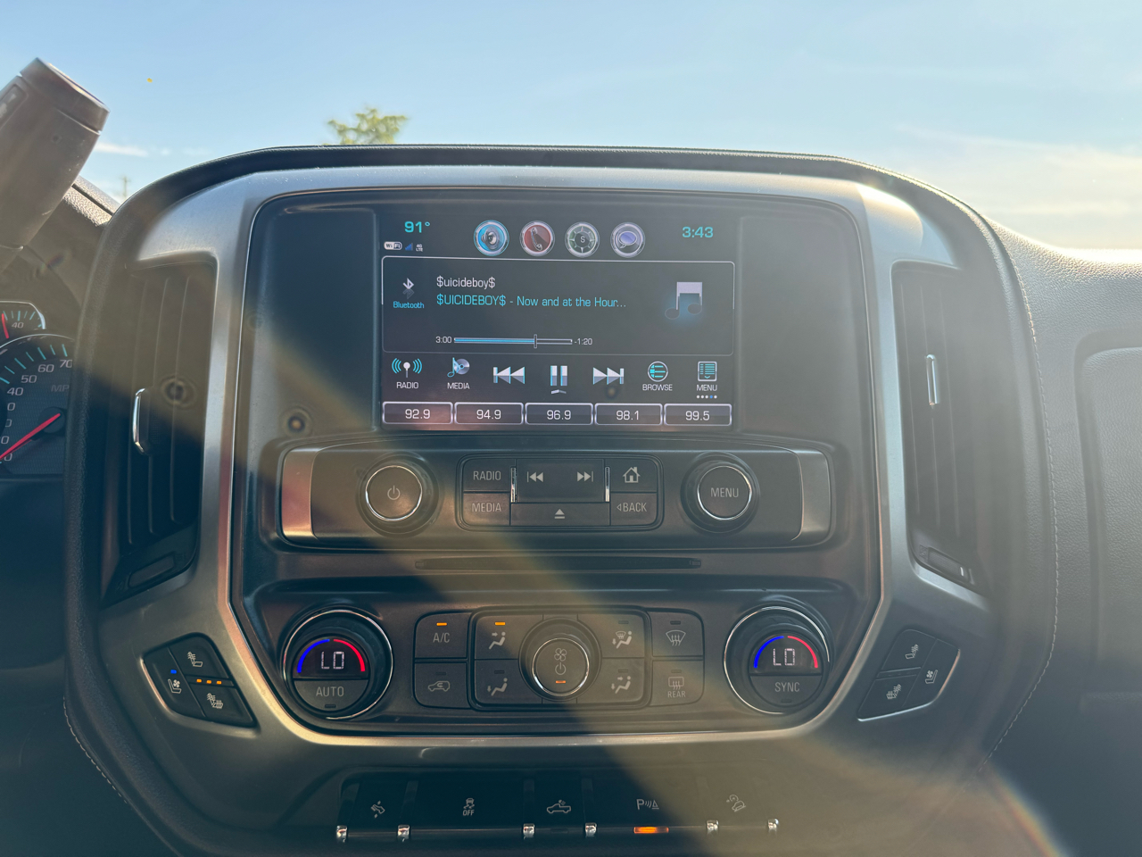 Chevrolet Silverado 1500 LTZ Z71 Crew Cab 4WD 2018 Chevrolet Silverado 1500 LTZ Z71 Crew Cab 4WD 2018