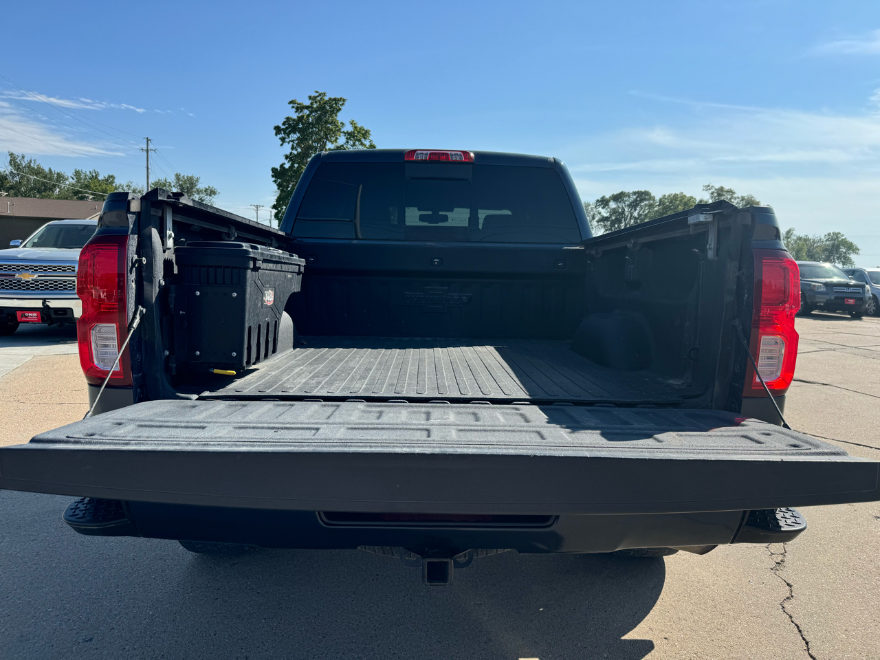 Chevrolet Silverado 1500 LTZ Z71 Crew Cab 4WD 2018 Chevrolet Silverado 1500 LTZ Z71 Crew Cab 4WD 2018