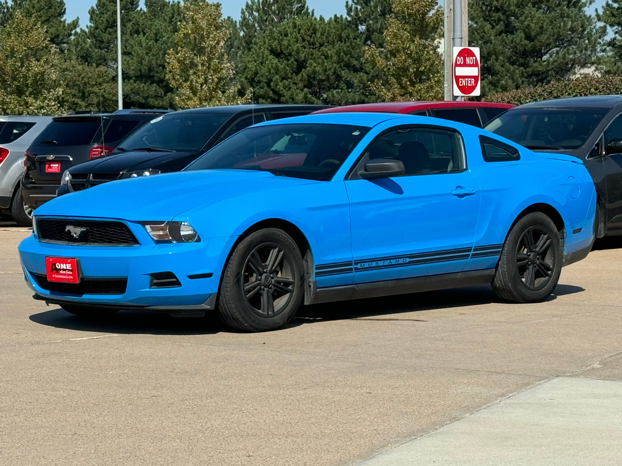 Ford Mustang 2dr Cpe V6 2010 Ford Mustang 2dr Cpe V6 2010