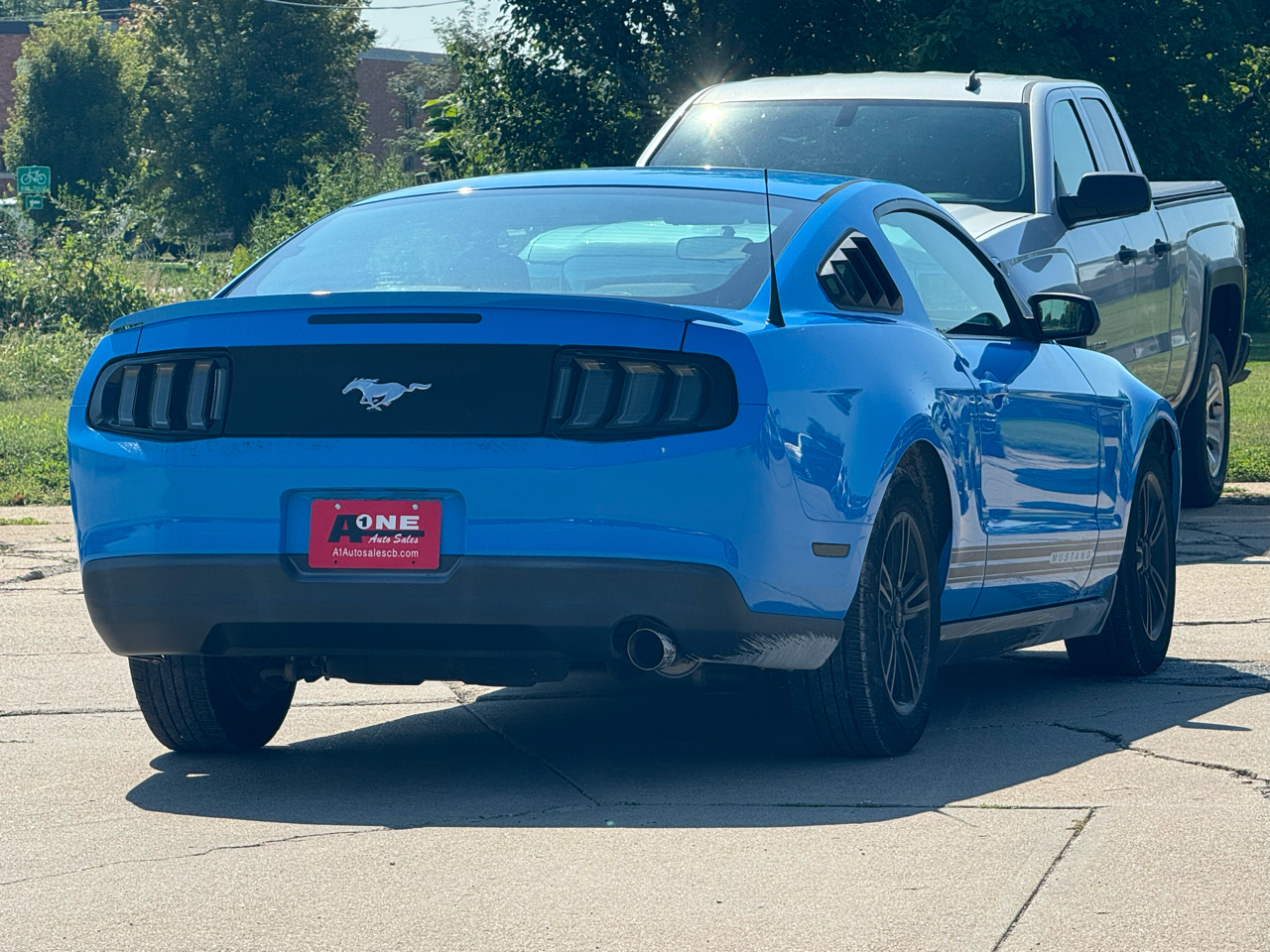 Ford Mustang 2dr Cpe V6 2010 Ford Mustang 2dr Cpe V6 2010