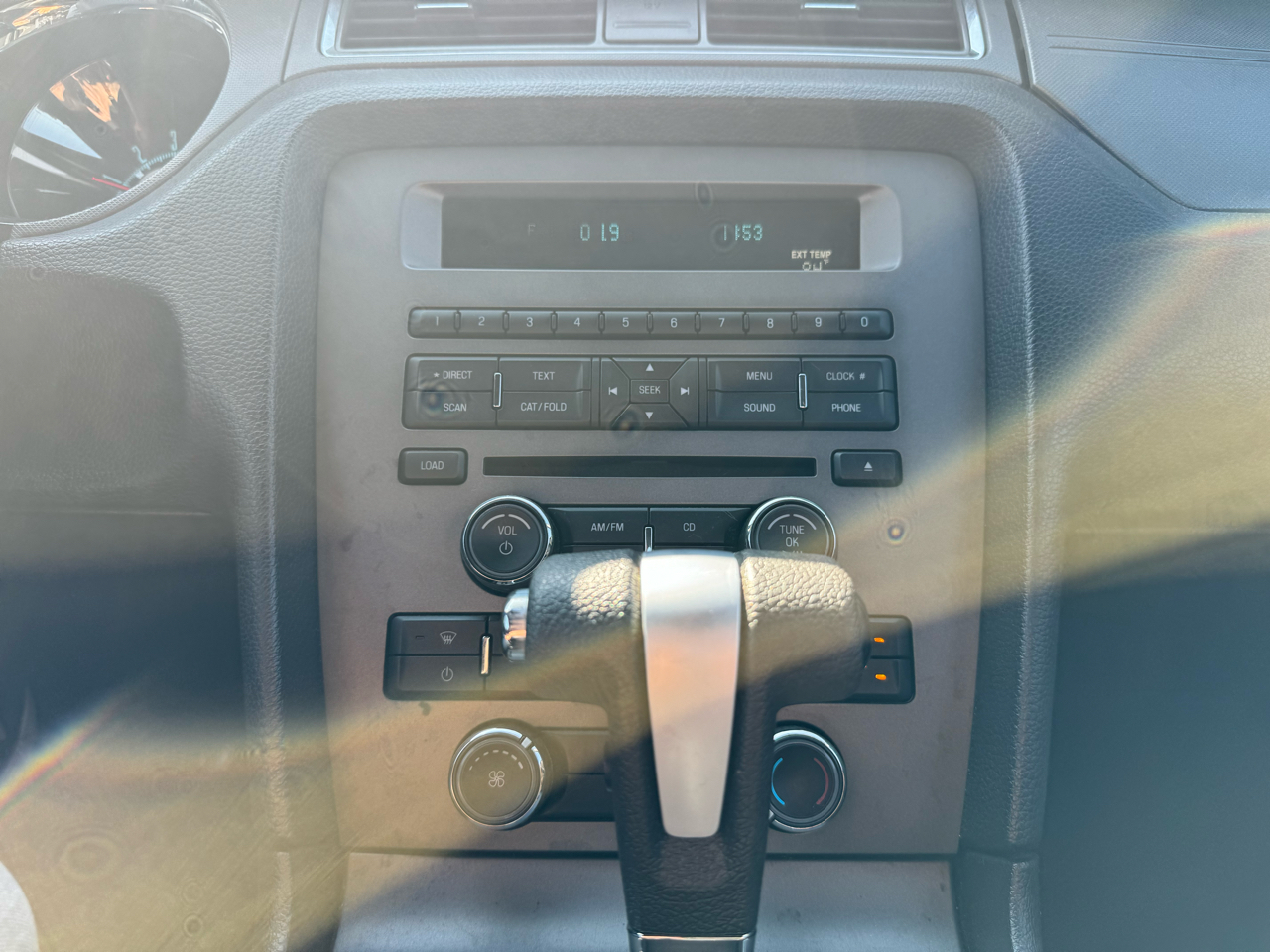 Ford Mustang 2dr Cpe V6 2010 Ford Mustang 2dr Cpe V6 2010