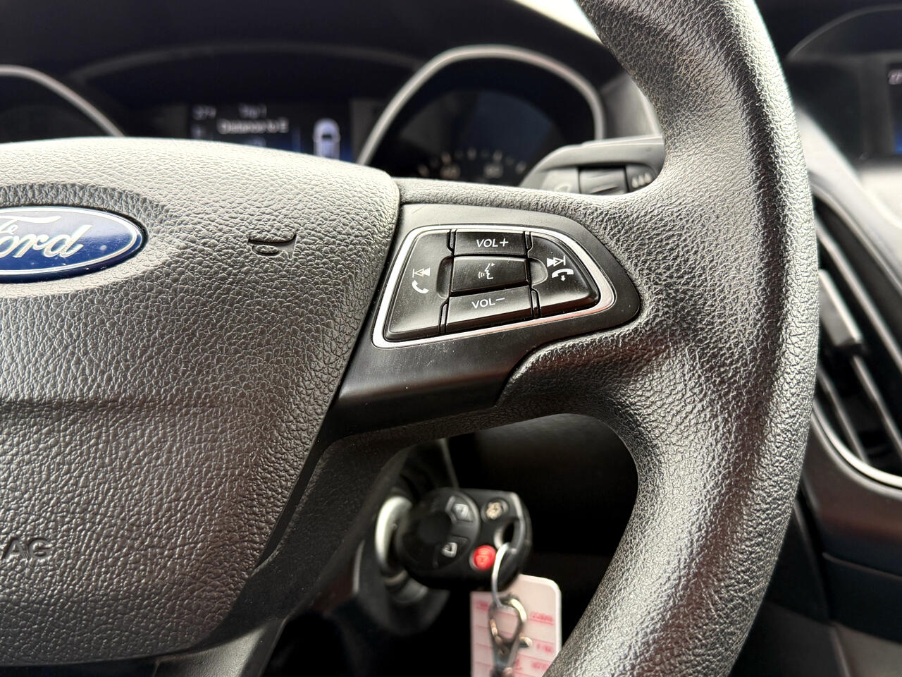 Ford Focus 4dr Sdn SE 2016