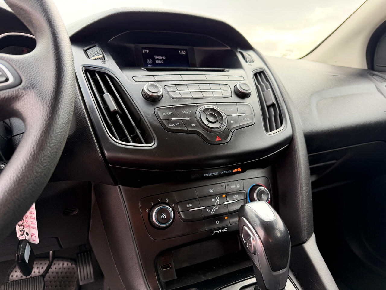 Ford Focus 4dr Sdn SE 2016