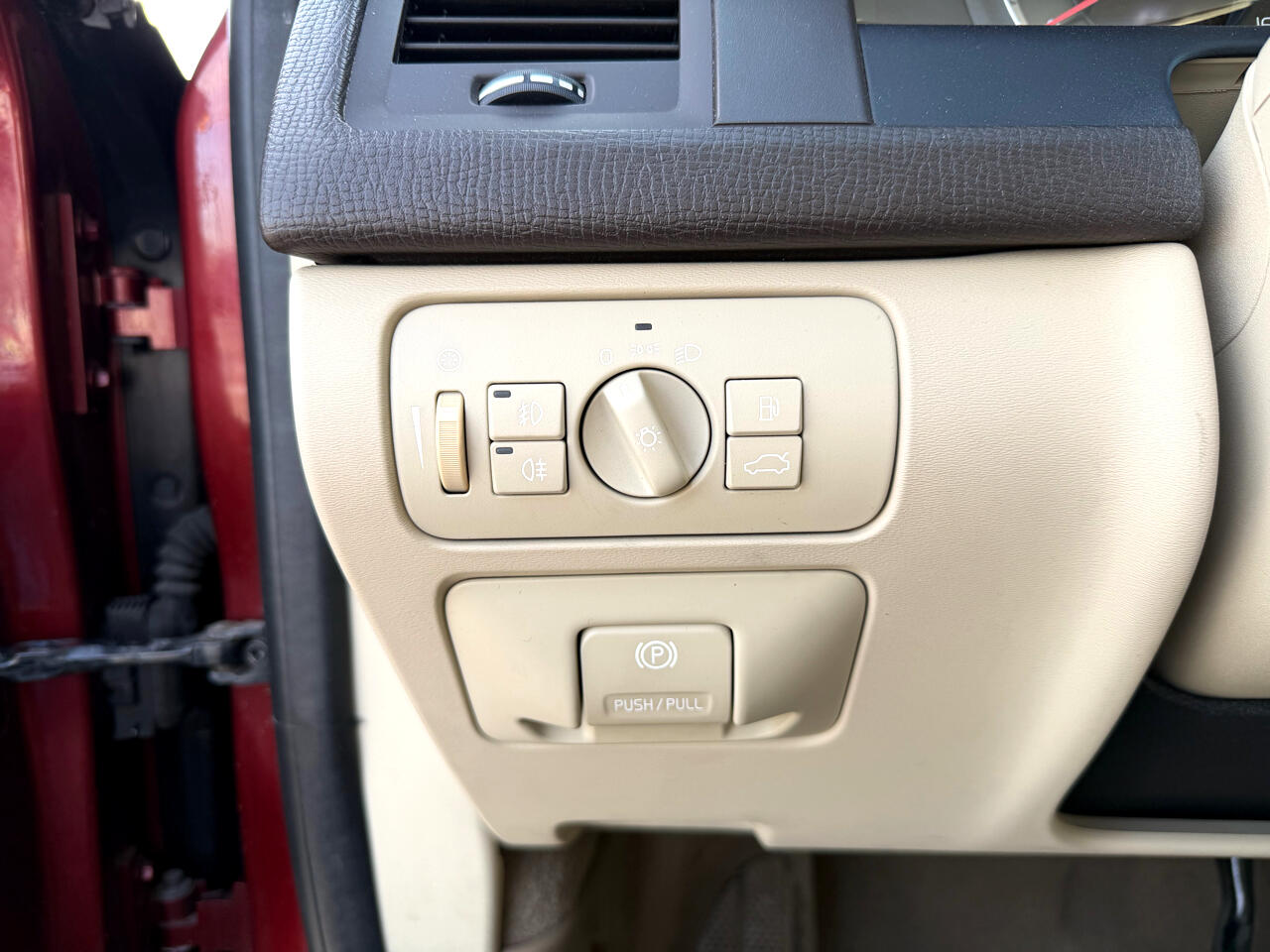 Volvo XC60 AWD 4dr 3.0T 2010