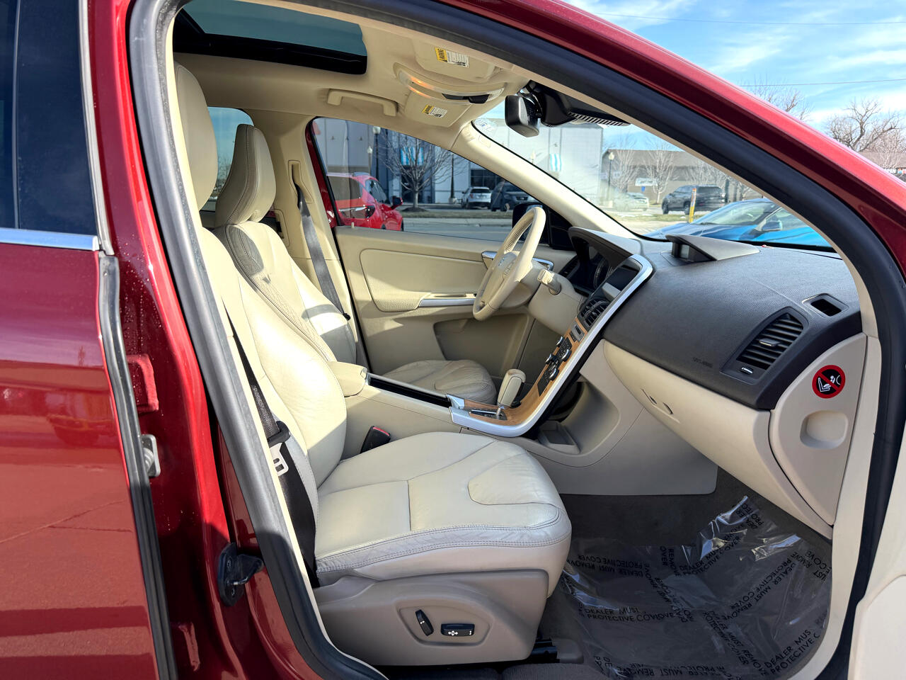 Volvo XC60 AWD 4dr 3.0T 2010