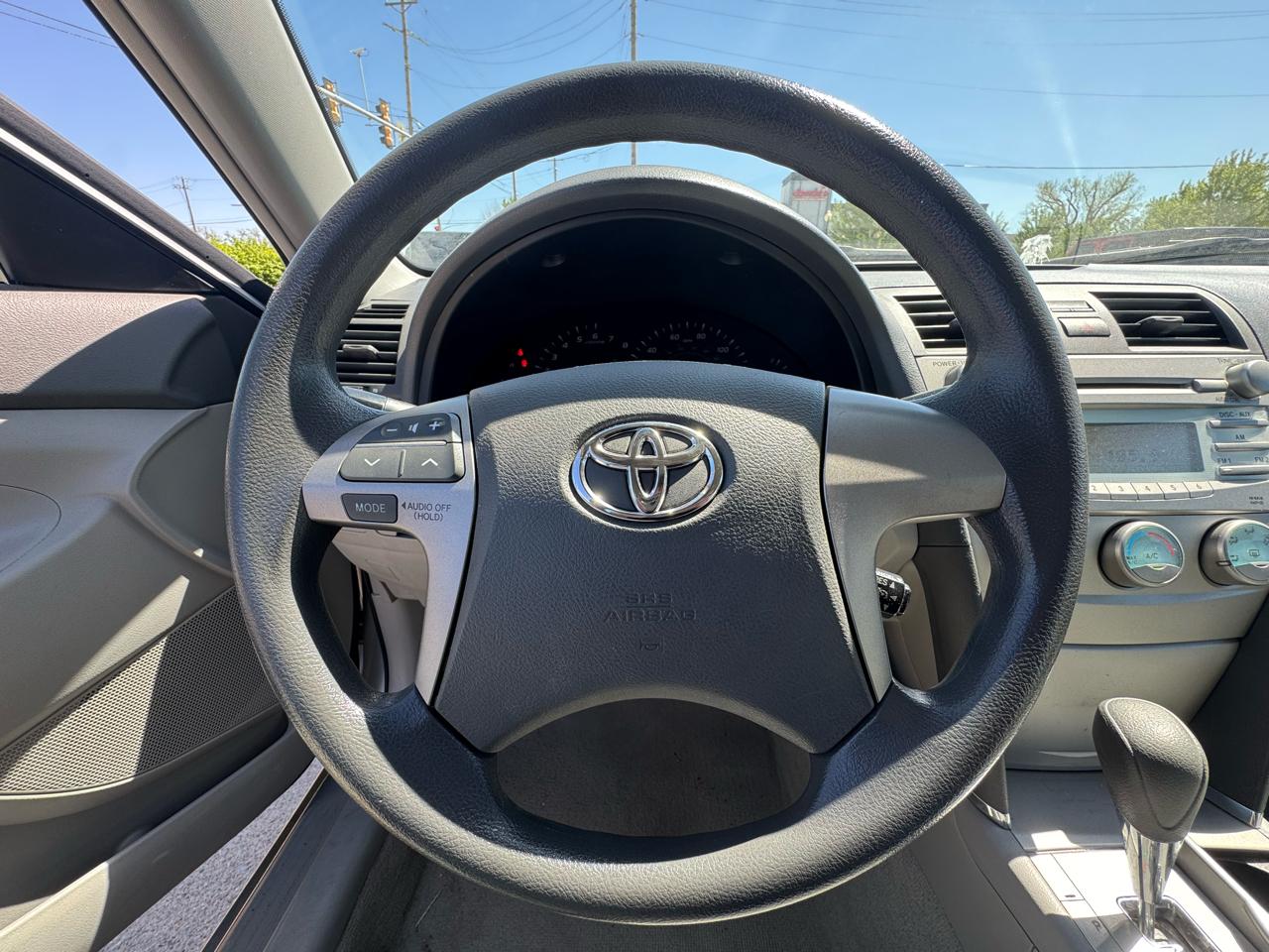 Toyota Camry 4dr Sdn I4 Auto XLE (Natl) 2007