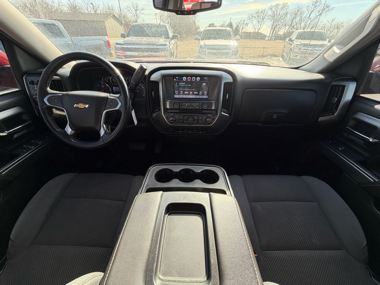 Chevrolet Silverado 1500 4WD Crew Cab 143.5" LT w/1LT 2018