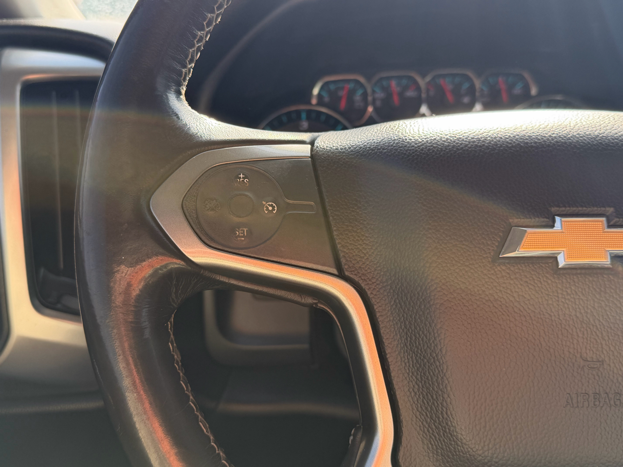 Chevrolet Silverado 1500 4WD Crew Cab 143.5" LT w/1LT 2018