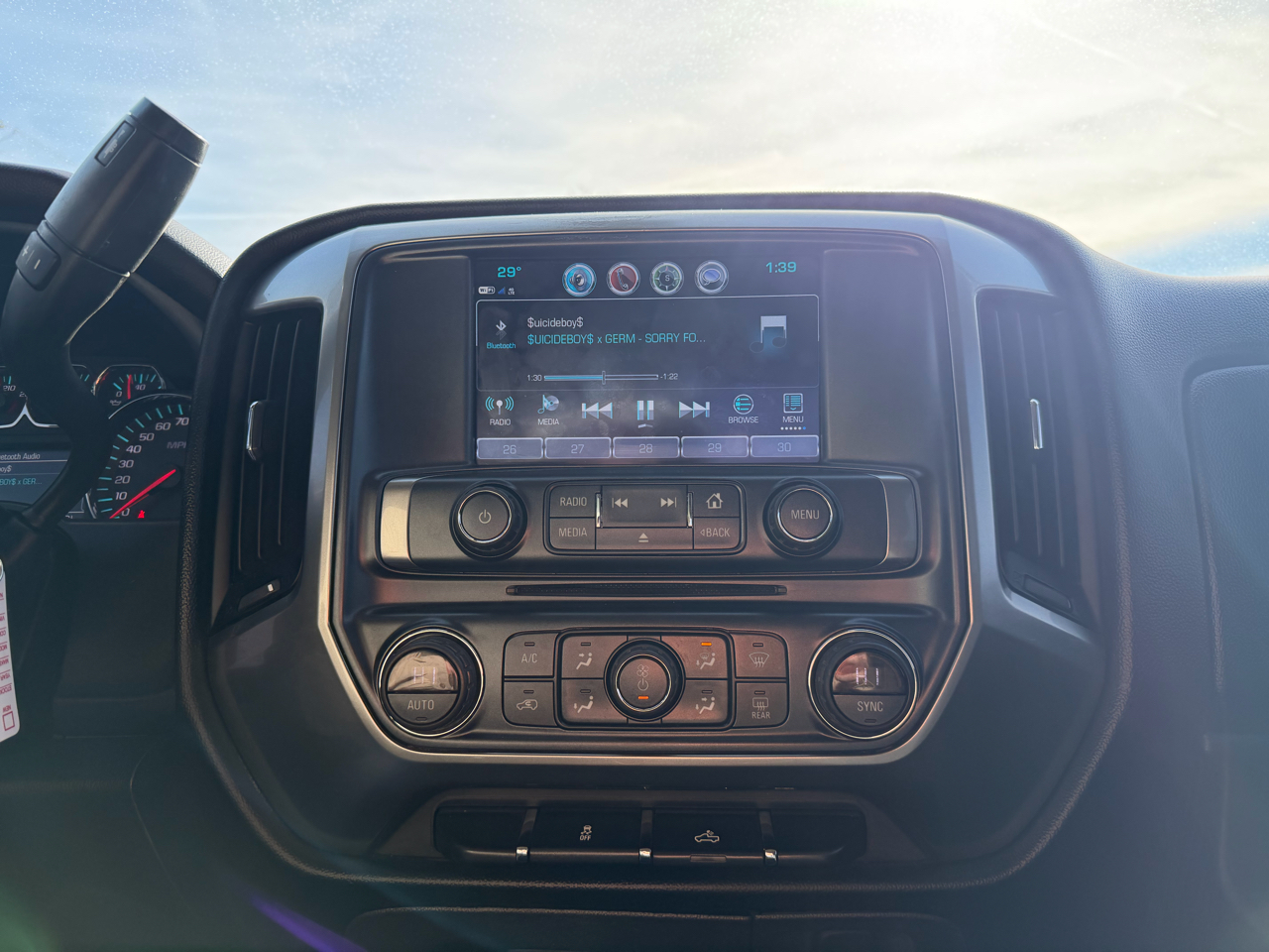 Chevrolet Silverado 1500 4WD Crew Cab 143.5" LT w/1LT 2018