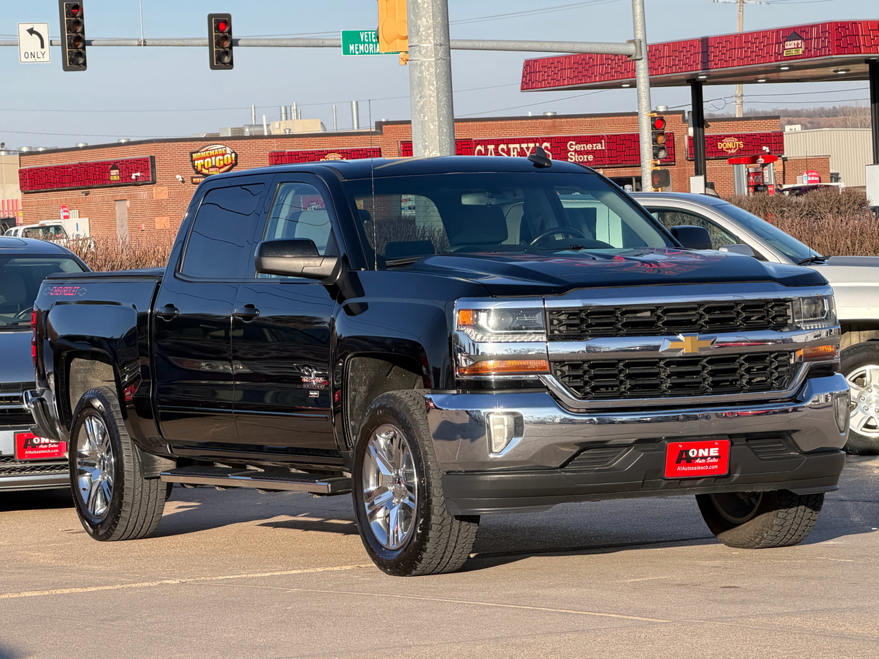 Chevrolet Silverado 1500 2WD Crew Cab 143.5" LT w/1LT 2017