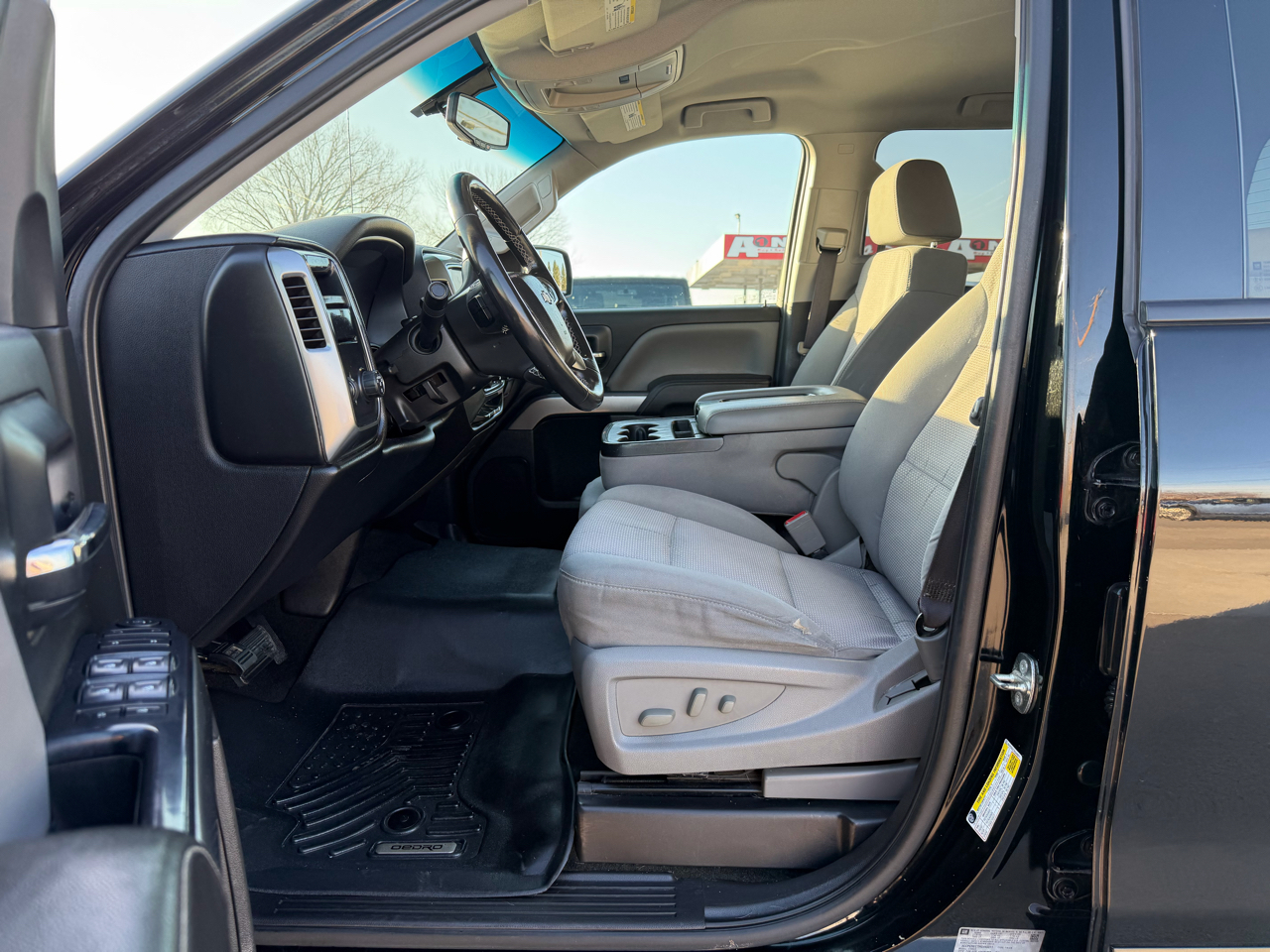 Chevrolet Silverado 1500 2WD Crew Cab 143.5" LT w/1LT 2017