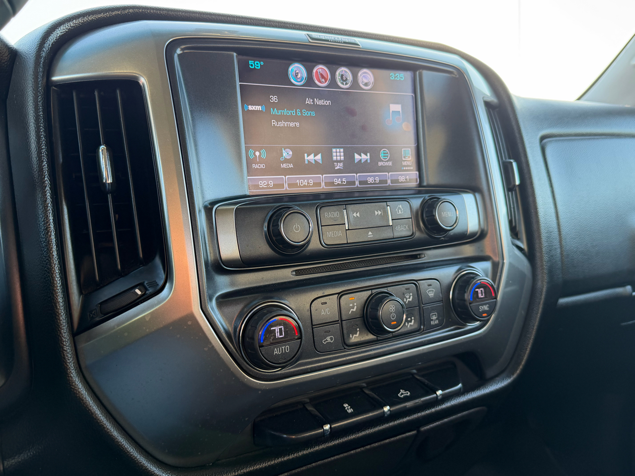 Chevrolet Silverado 1500 2WD Crew Cab 143.5" LT w/1LT 2017