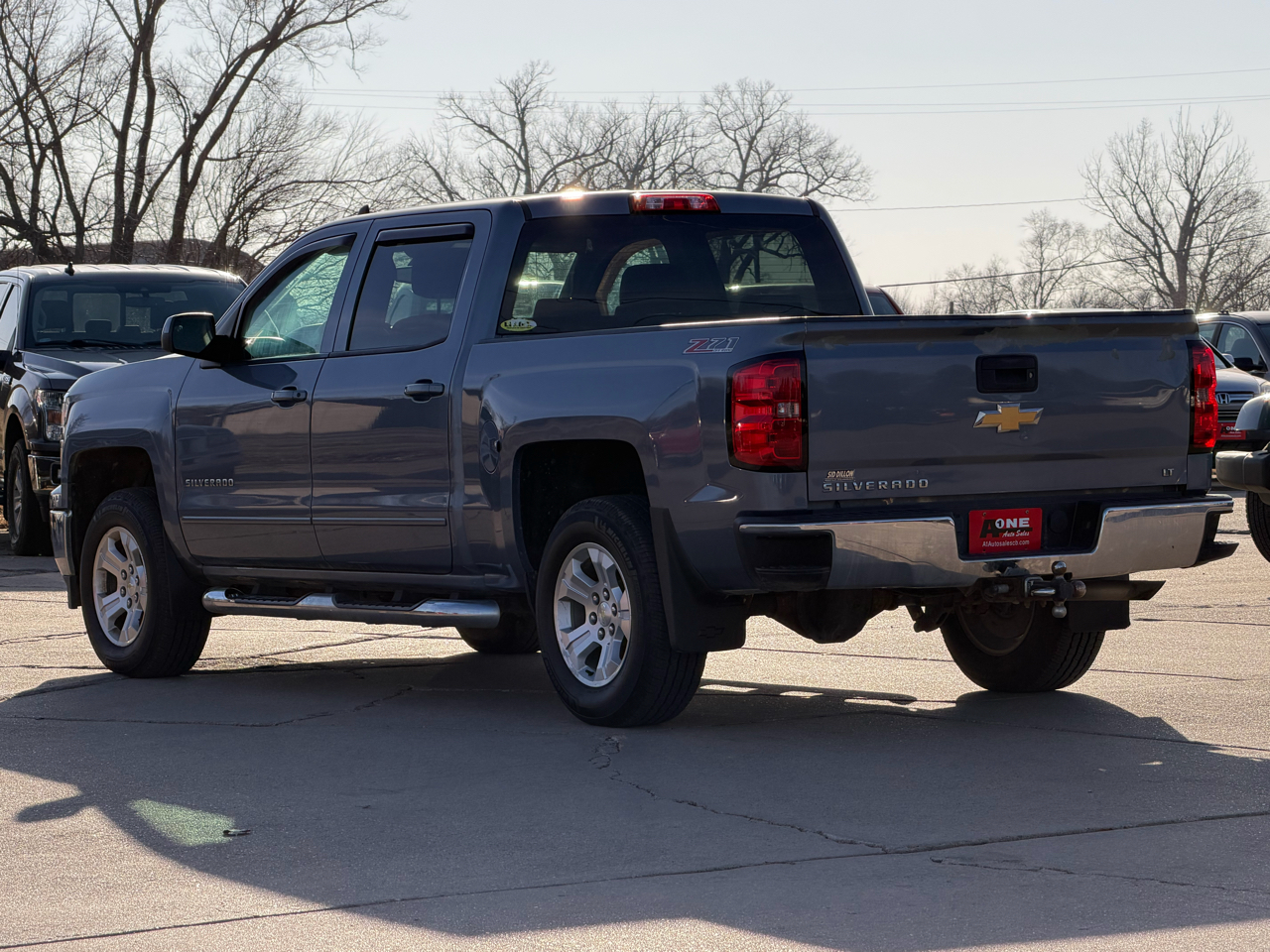 Chevrolet Silverado 1500 4WD Crew Cab 143.5" LT w/2LT 2015