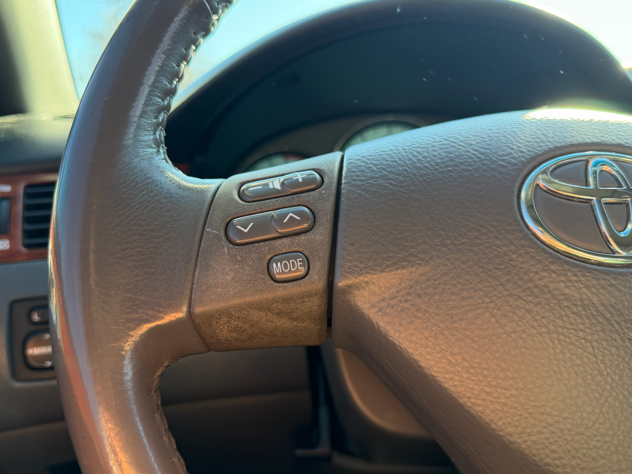 Toyota Camry Solara 2dr Cpe SLE V6 Auto (Natl) 2006