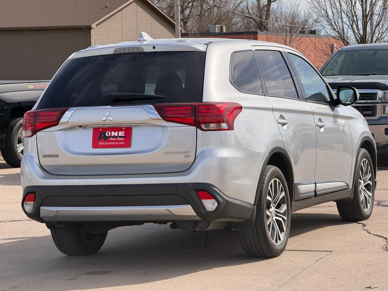 Mitsubishi Outlander SEL S-AWC 2018