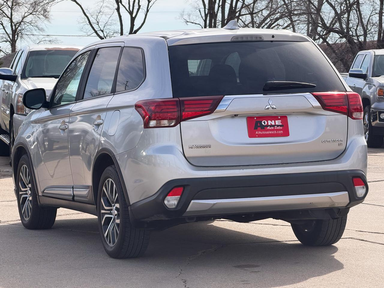 Mitsubishi Outlander SEL S-AWC 2018