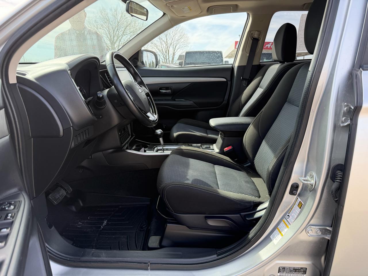 Mitsubishi Outlander SEL S-AWC 2018