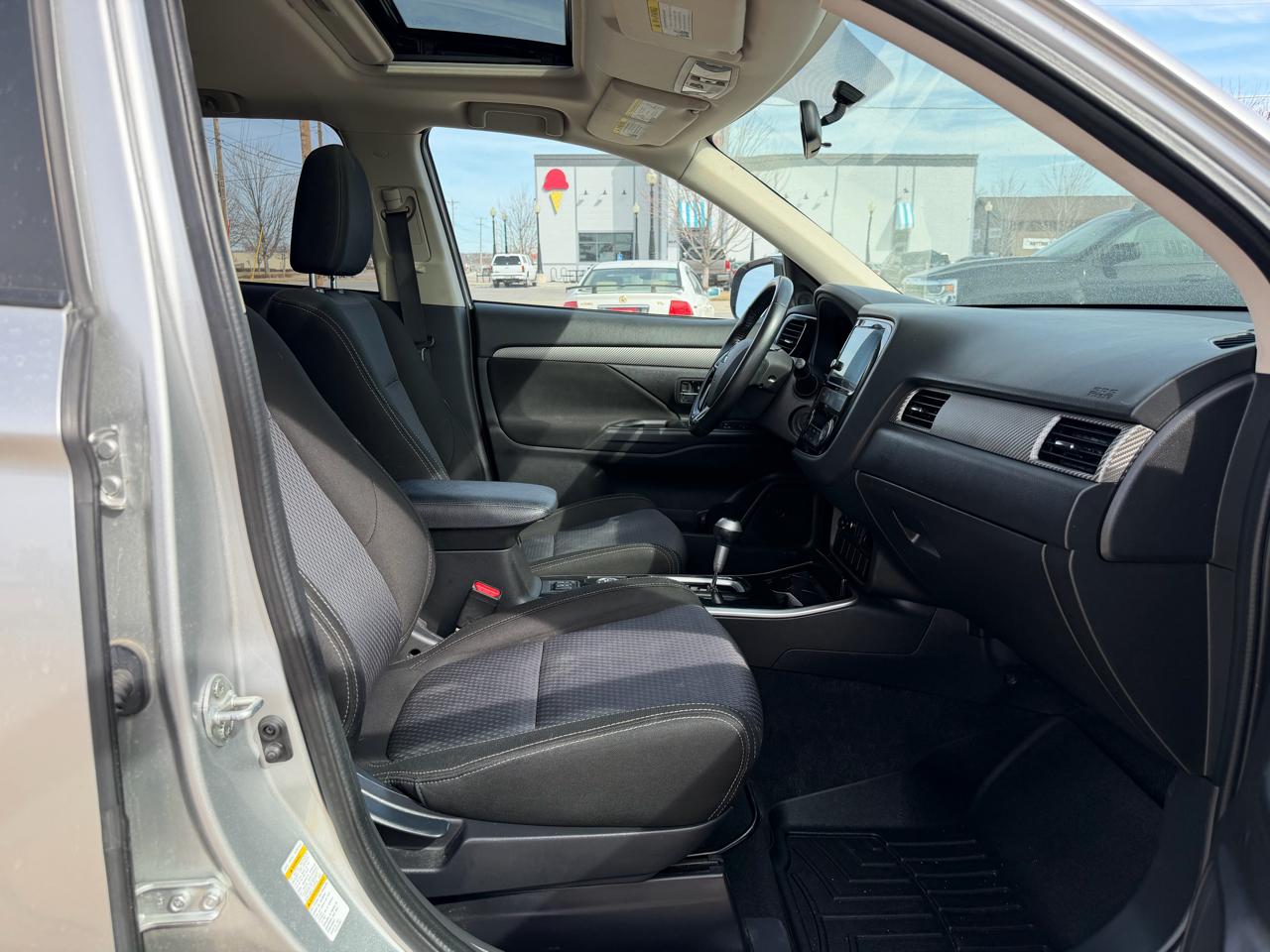 Mitsubishi Outlander SEL S-AWC 2018