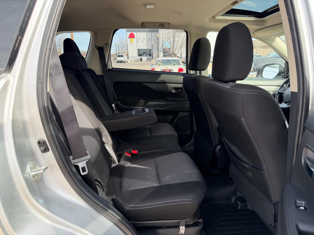 Mitsubishi Outlander SEL S-AWC 2018