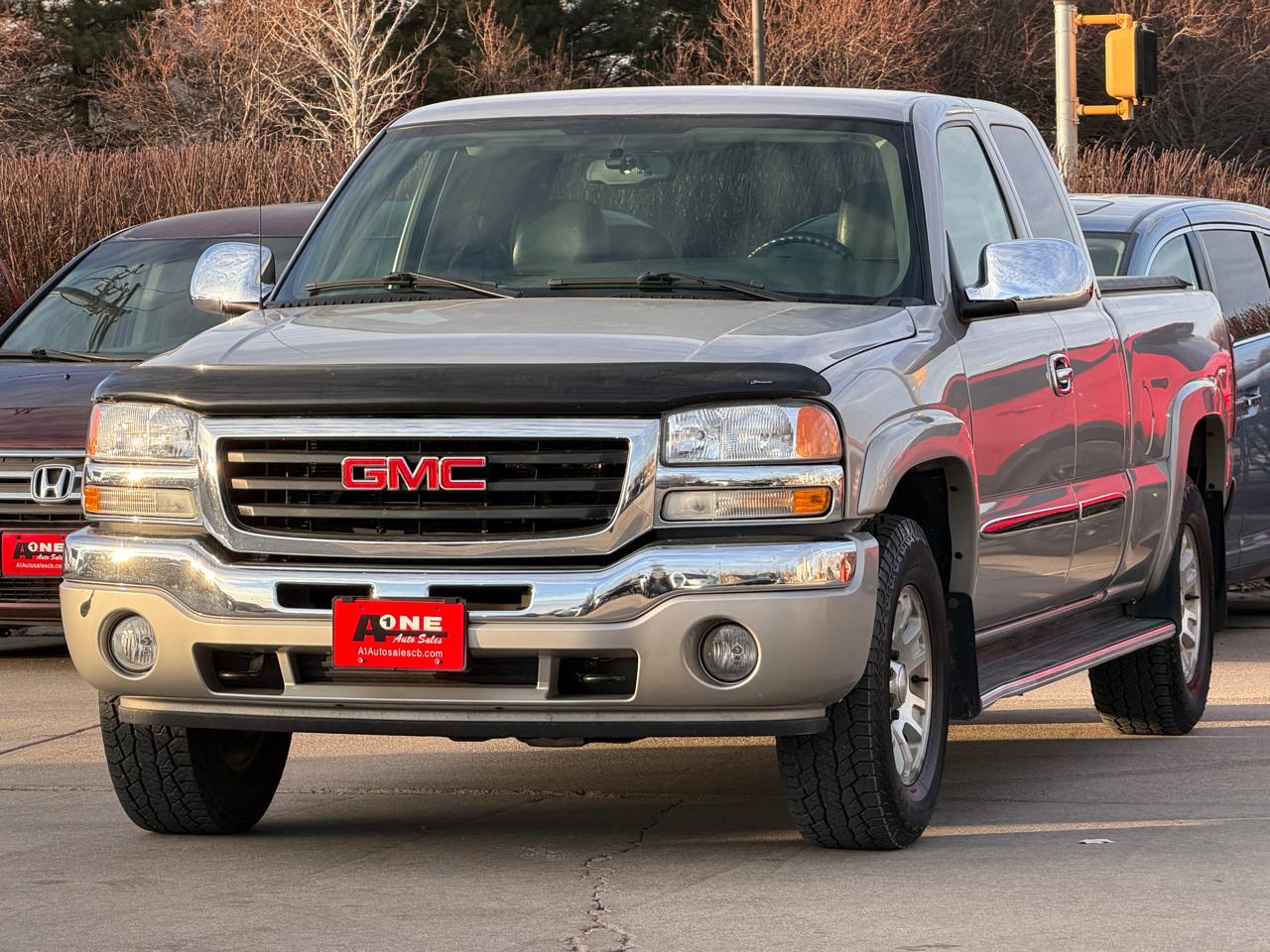 GMC Sierra 1500 Ext Cab 143.5" WB 4WD SLE 2005