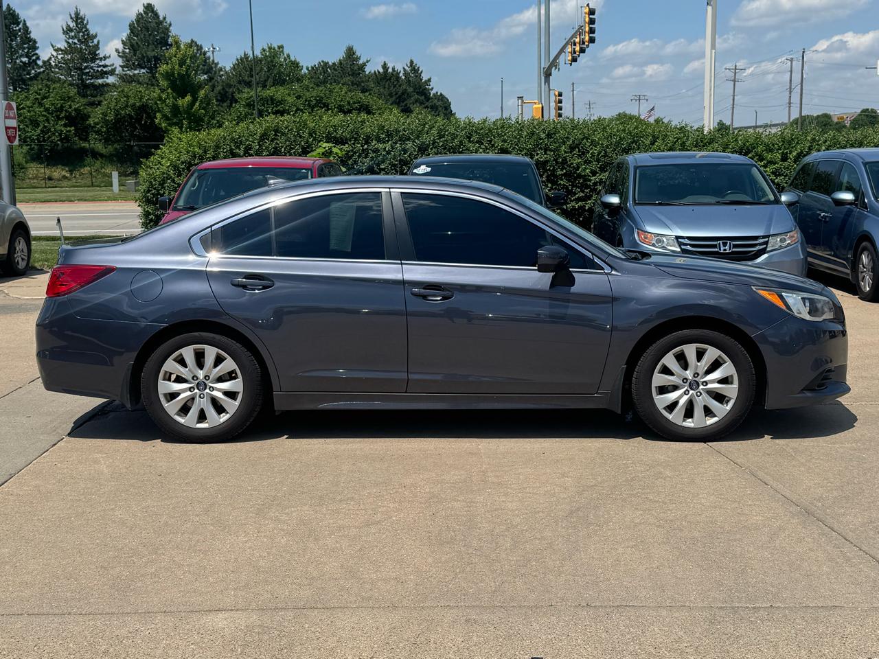 Subaru Legacy 4dr Sdn 2.5i Premium 2016