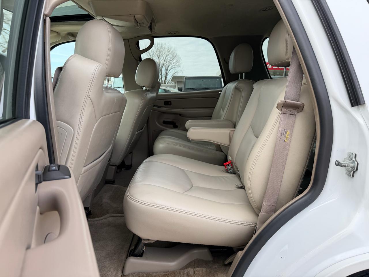 Chevrolet Tahoe 4dr 1500 4WD Z71 2004