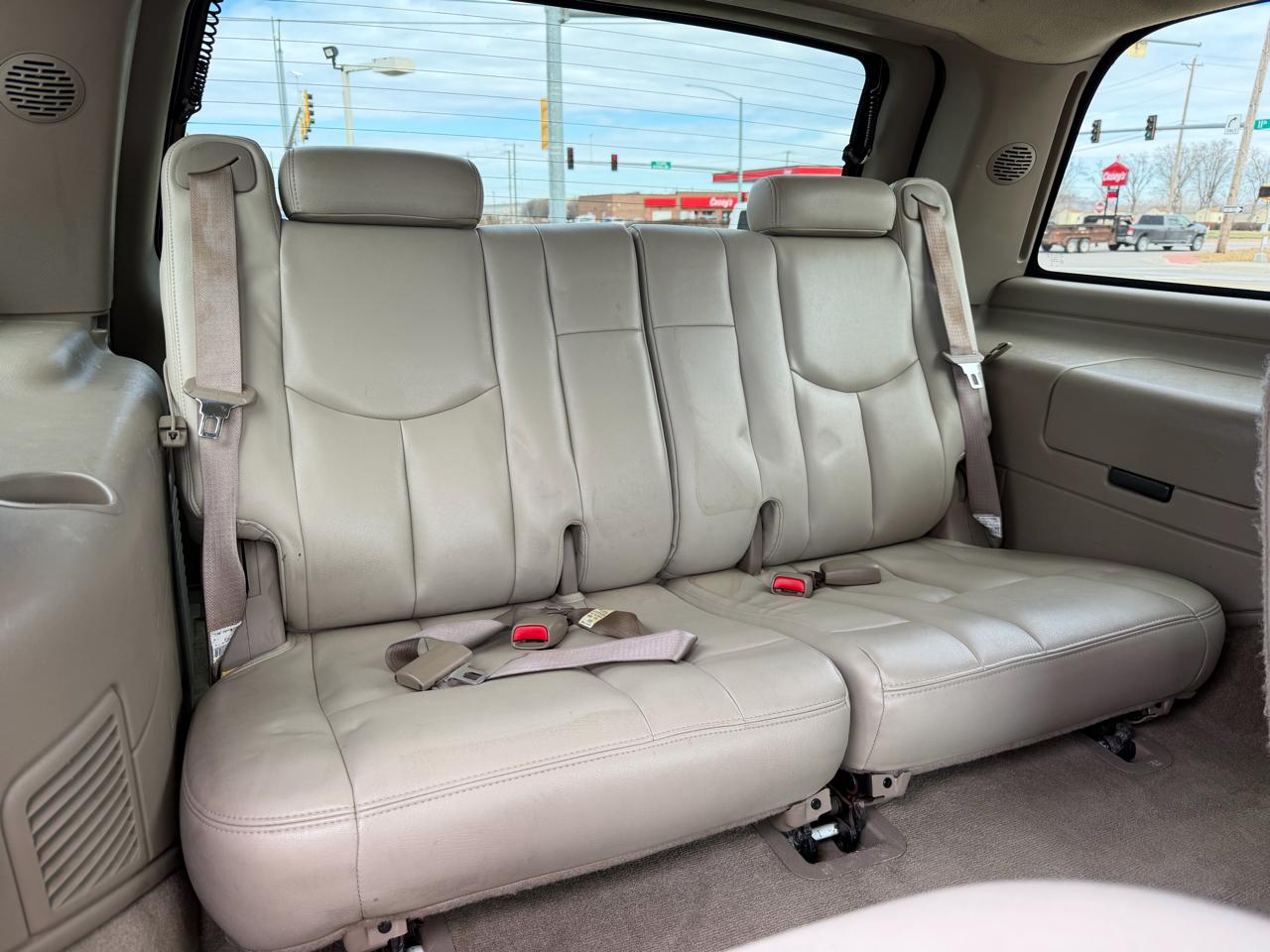 Chevrolet Tahoe 4dr 1500 4WD Z71 2004