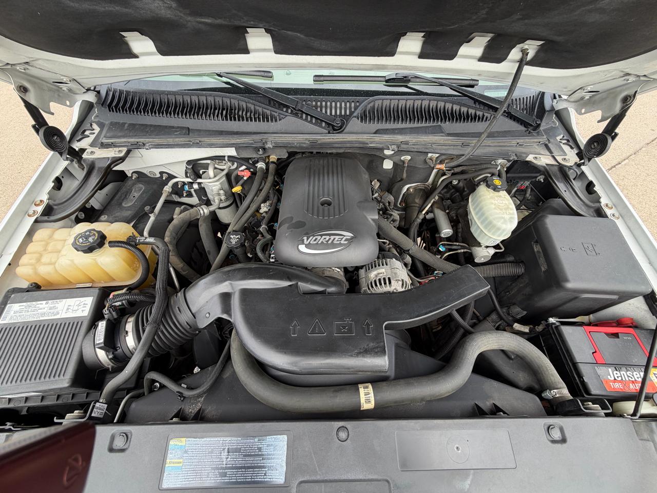 Chevrolet Tahoe 4dr 1500 4WD Z71 2004