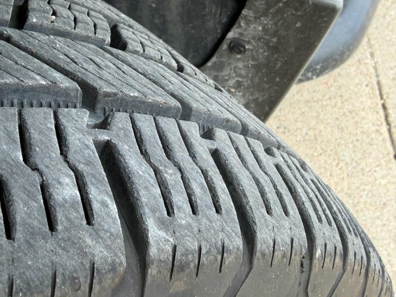 Chevrolet Tahoe 4dr 1500 4WD Z71 2004