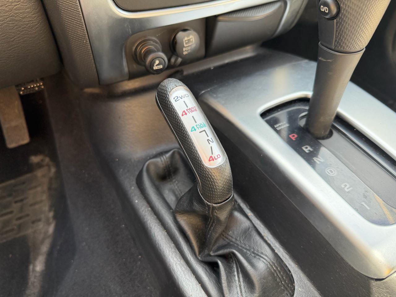 Jeep Liberty 4dr Limited 4WD 2002