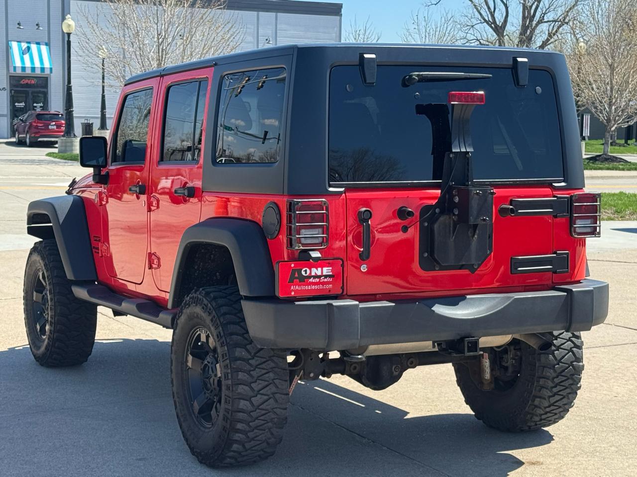 Jeep Wrangler Unlimited 4WD 4dr Sport 2013