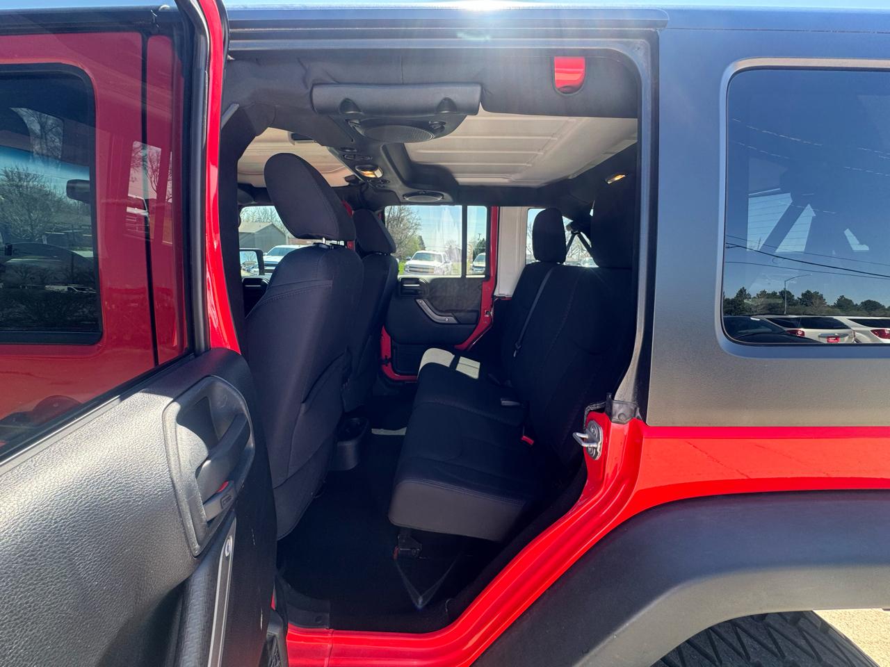 Jeep Wrangler Unlimited 4WD 4dr Sport 2013