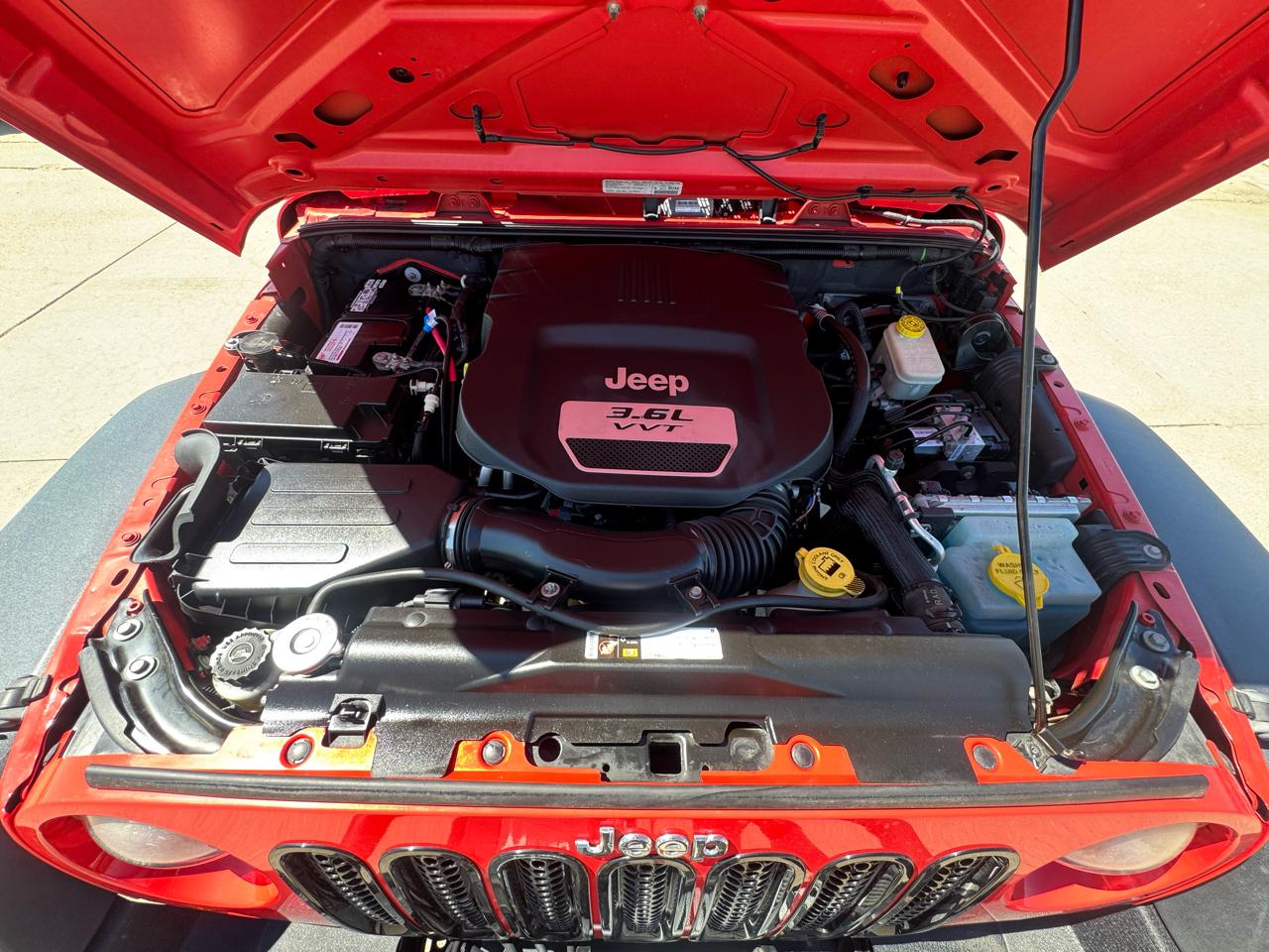 Jeep Wrangler Unlimited 4WD 4dr Sport 2013